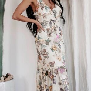 Aakaa Cream Floral Maxi Dress